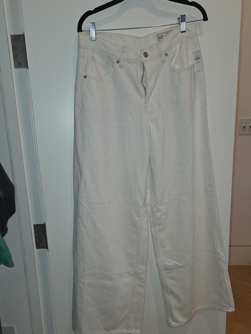 GAP Women's Wide Leg Jeans in Cream White